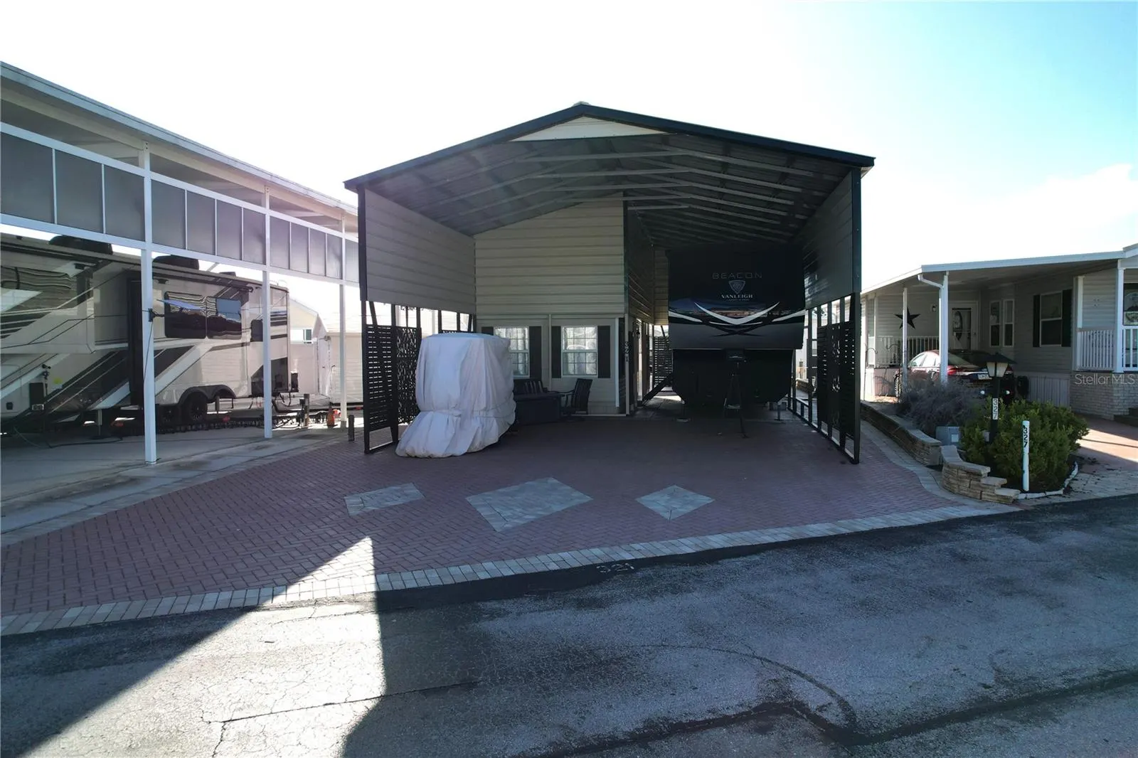 321 ST GEORGE DR