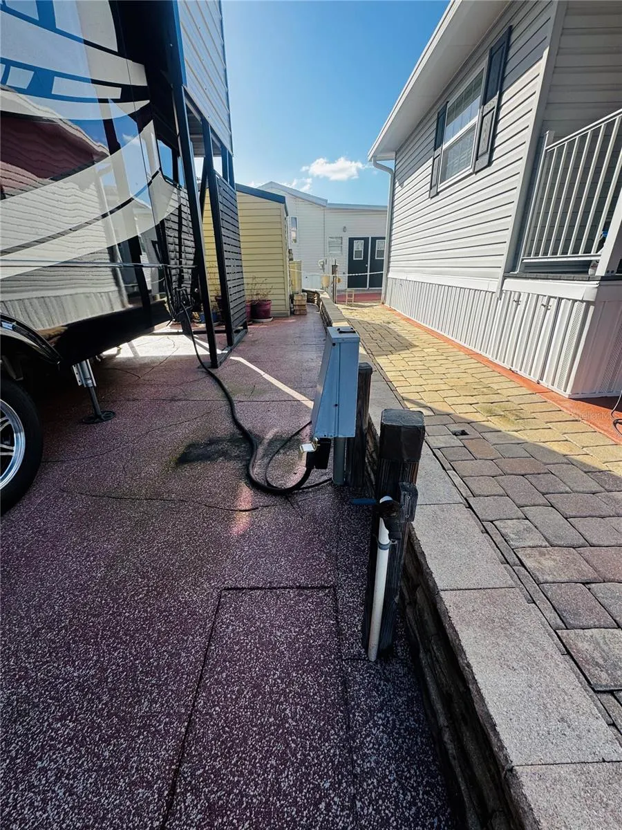321 ST GEORGE DR