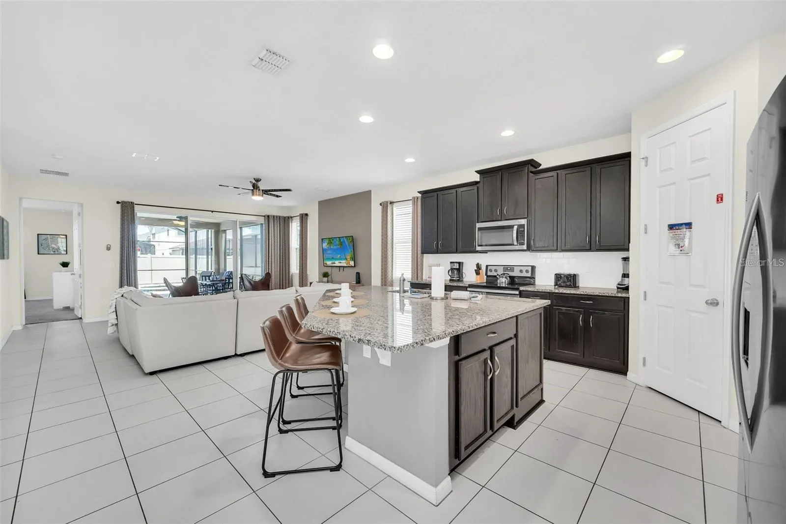 9009 EGRET MILLS TER
