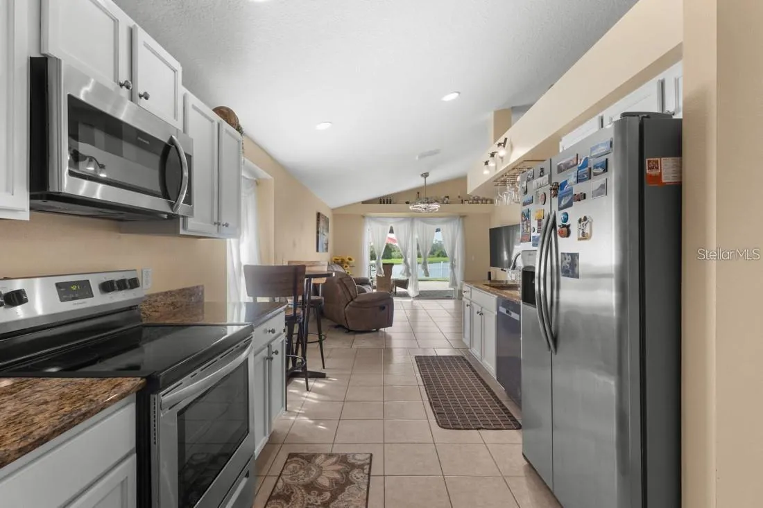 2438 BREWERTON LN