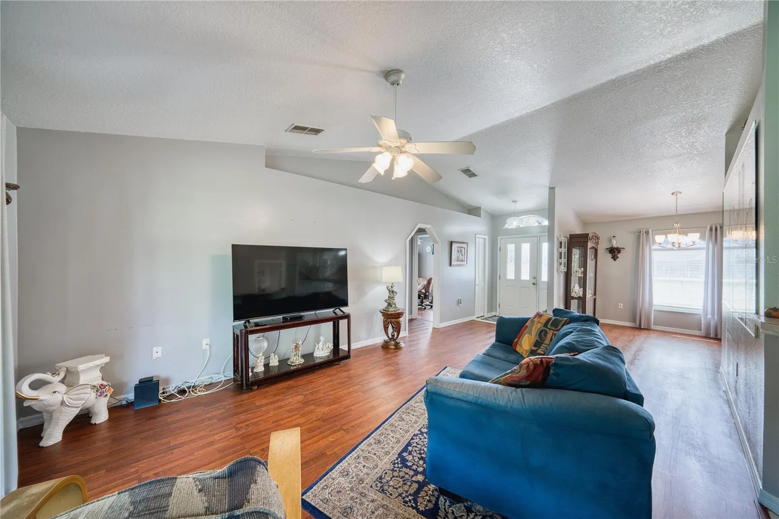 2234 SUMMER RAYE CT