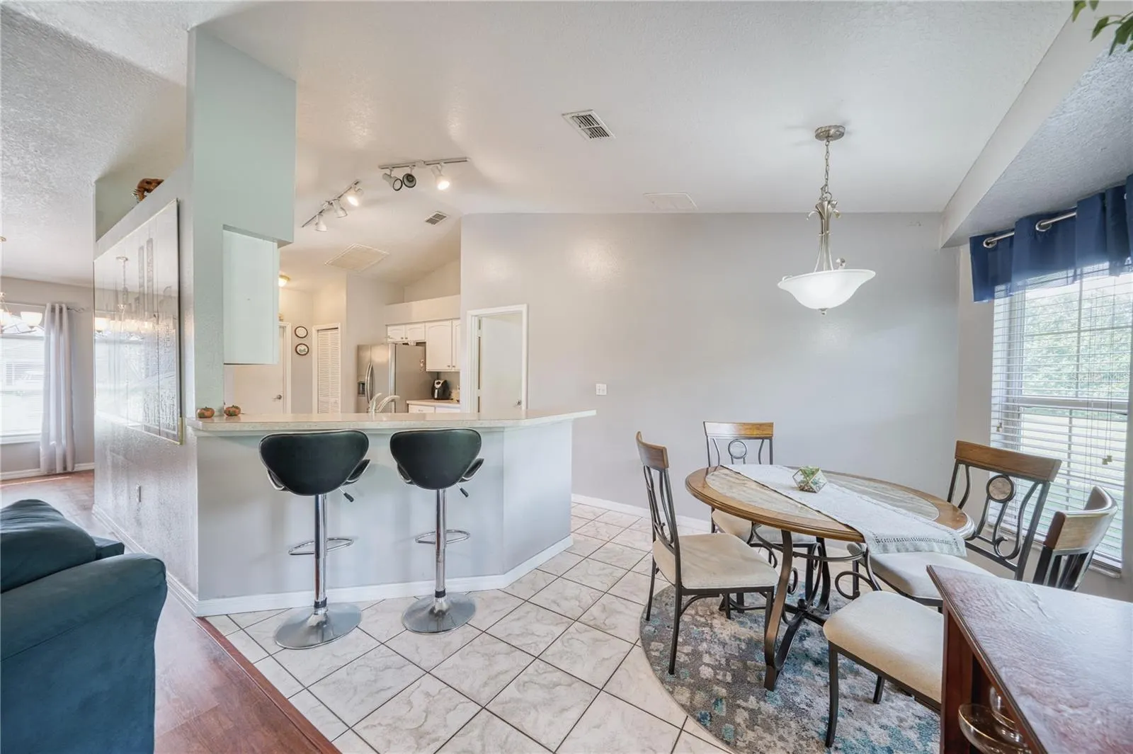 2234 SUMMER RAYE CT
