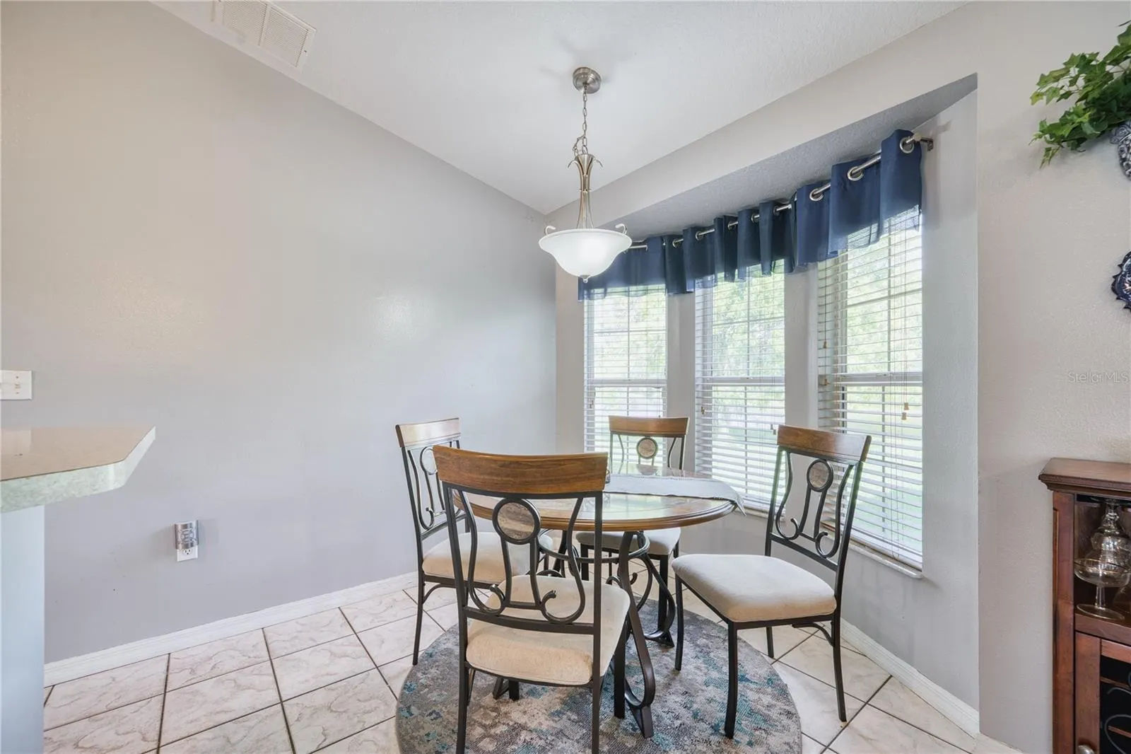 2234 SUMMER RAYE CT