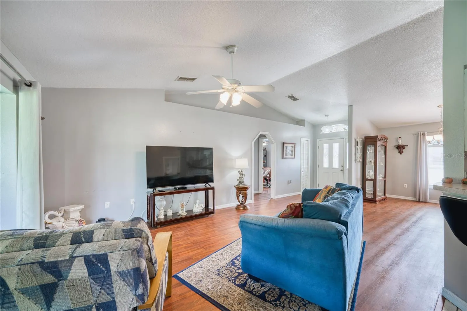2234 SUMMER RAYE CT