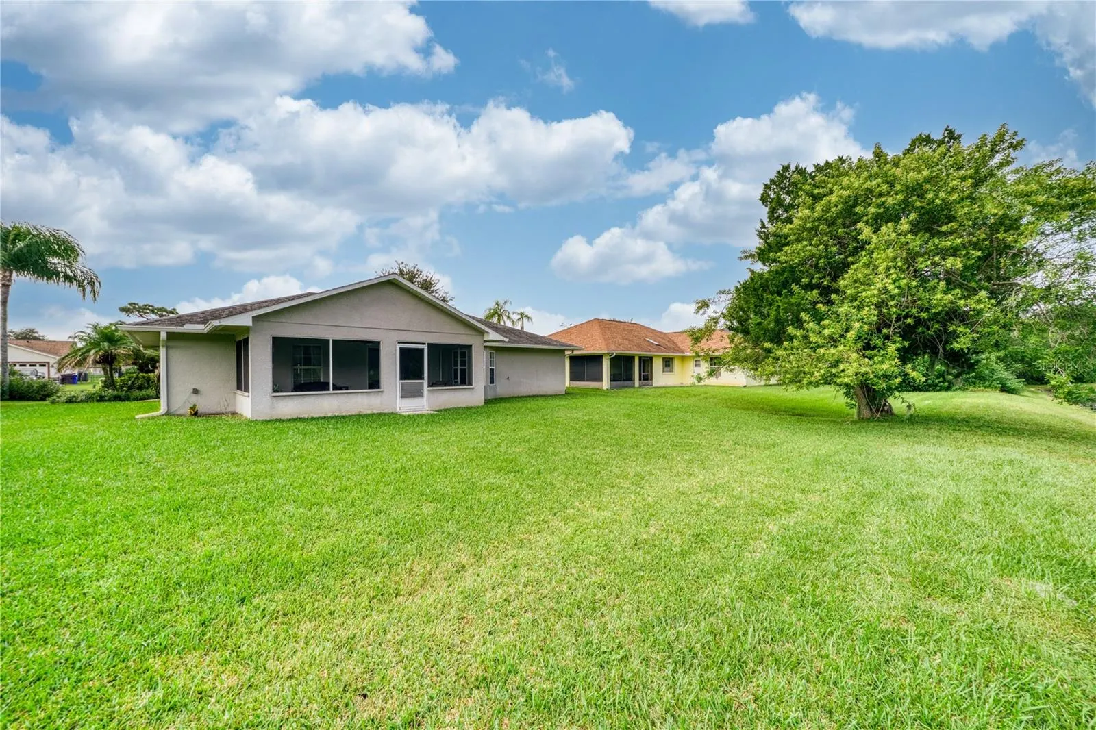 2234 SUMMER RAYE CT
