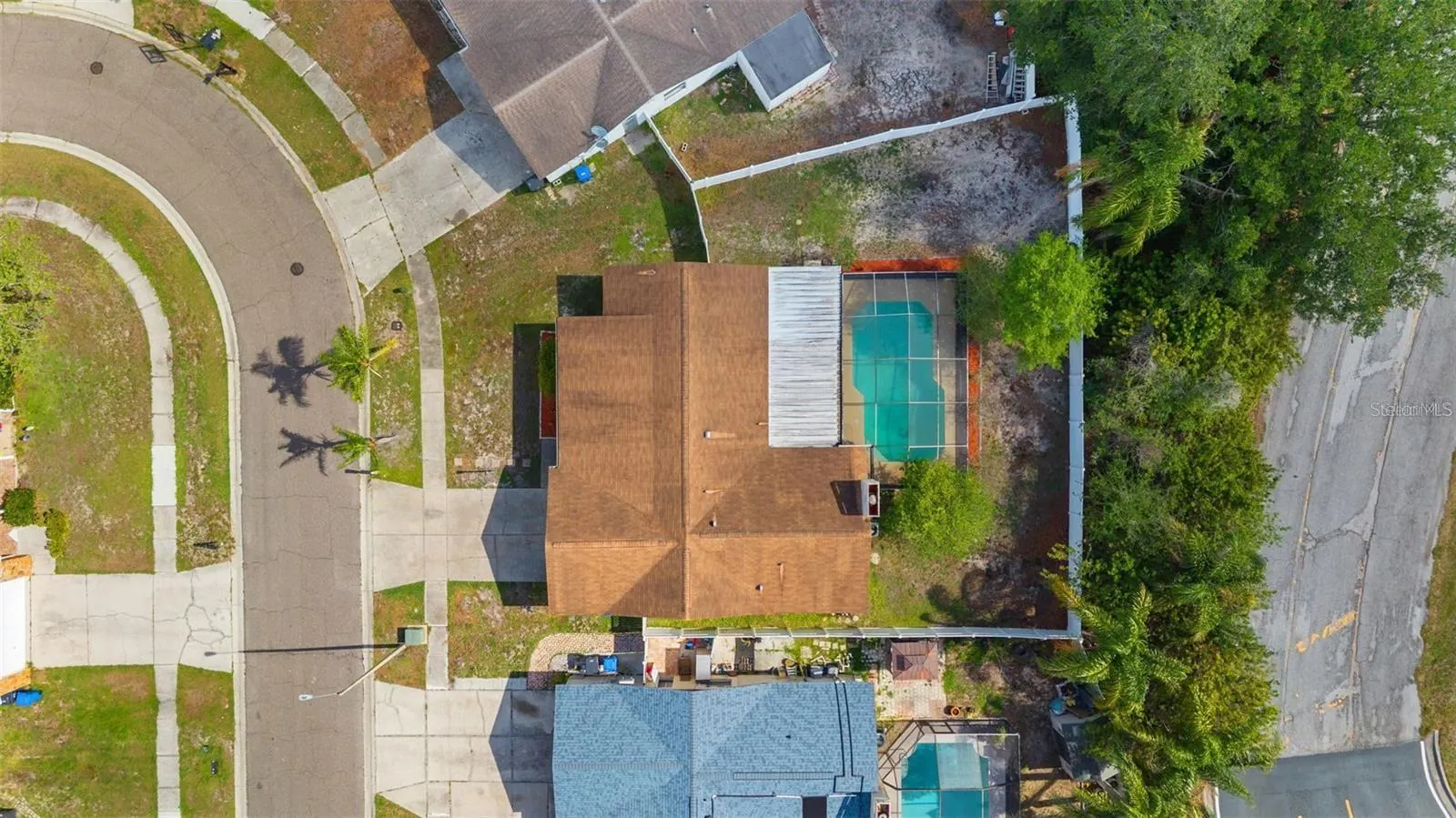 1358 FOXBORO DR