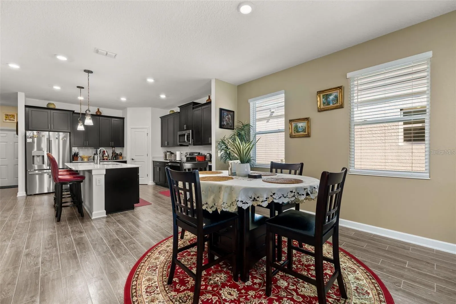 1739 GOOD NEIGHBOR LOOP