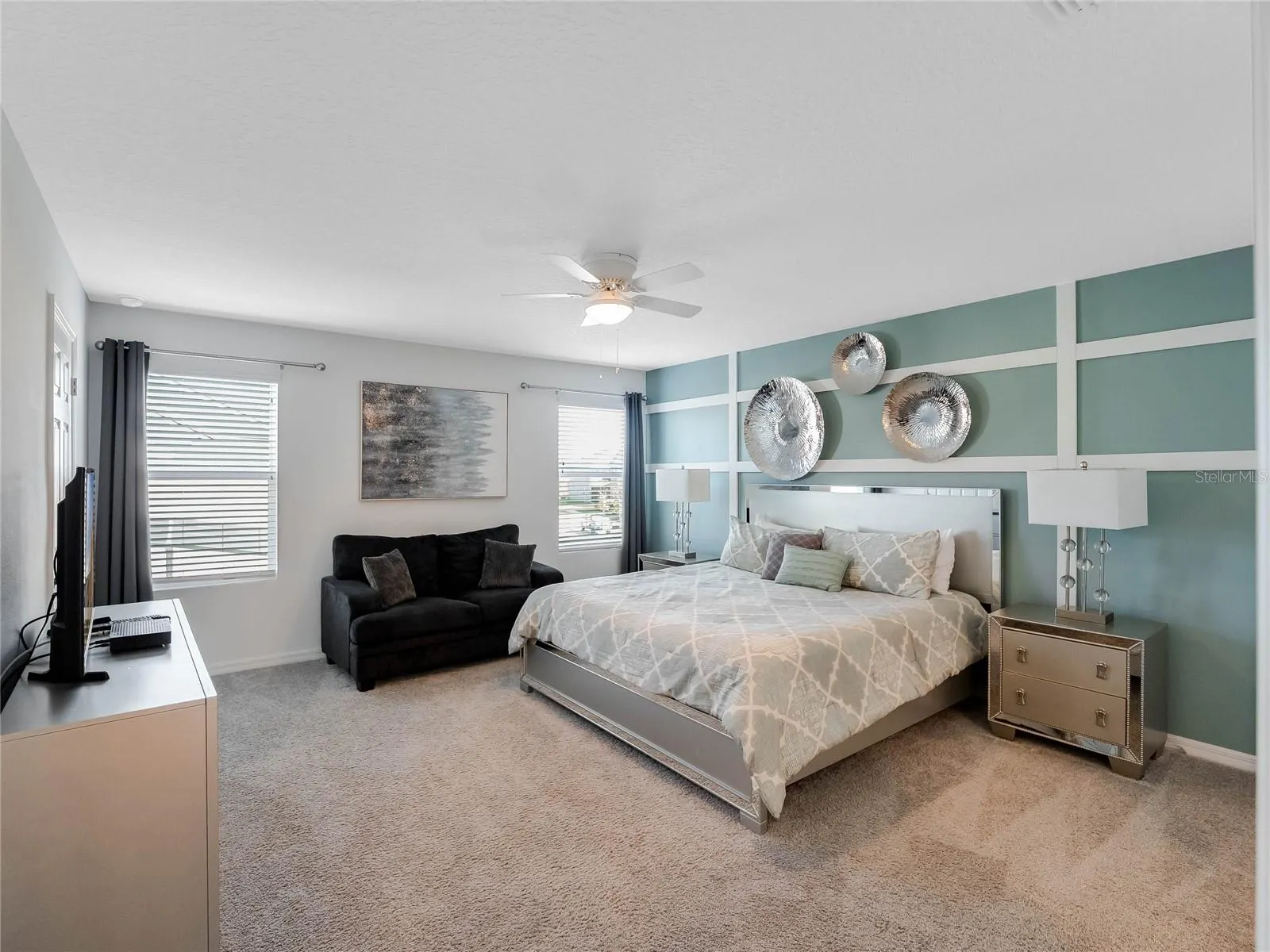 8951 HILTON RIDGE AVE