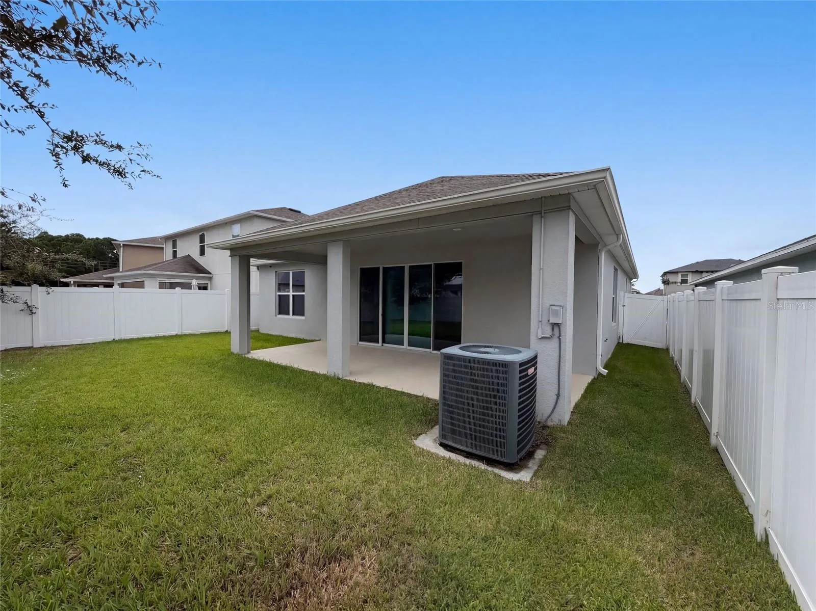 964 CORBIN CIR SW