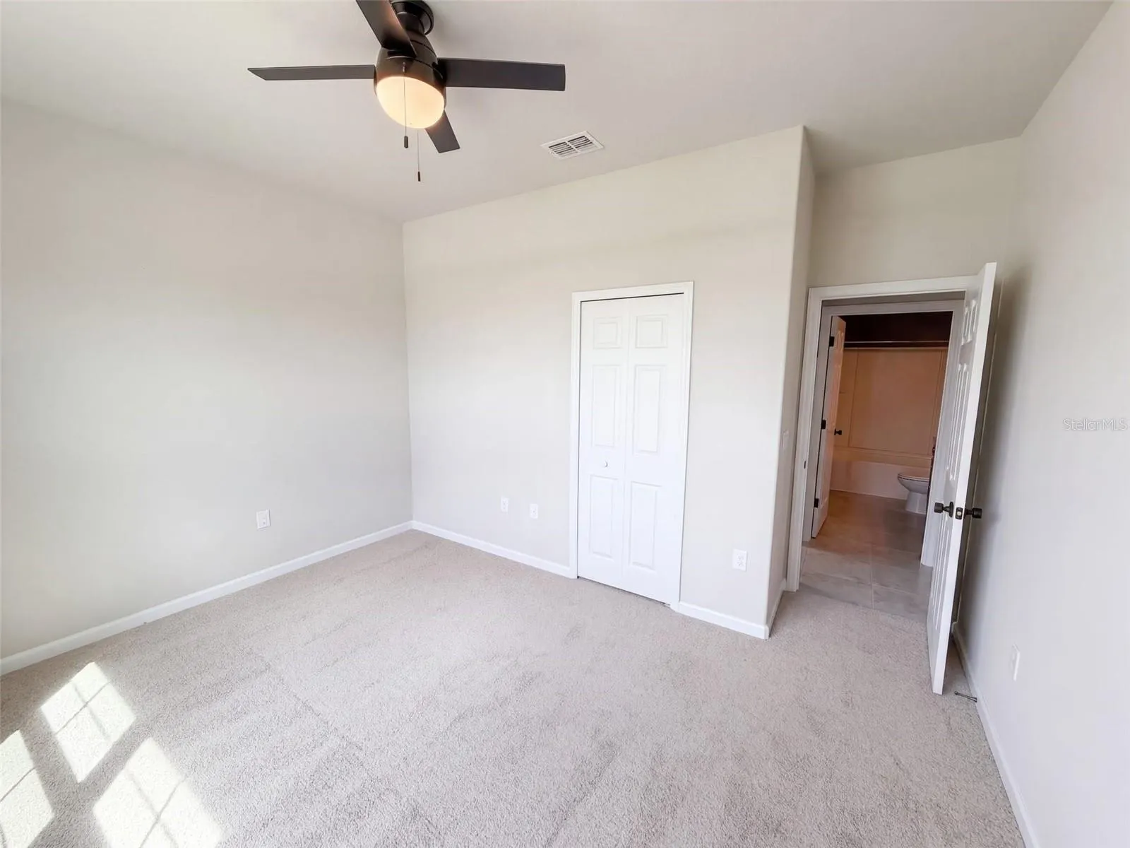 964 CORBIN CIR SW