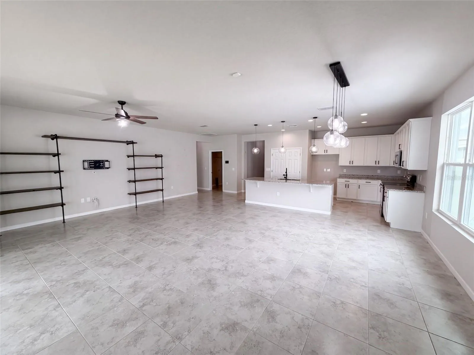 964 CORBIN CIR SW