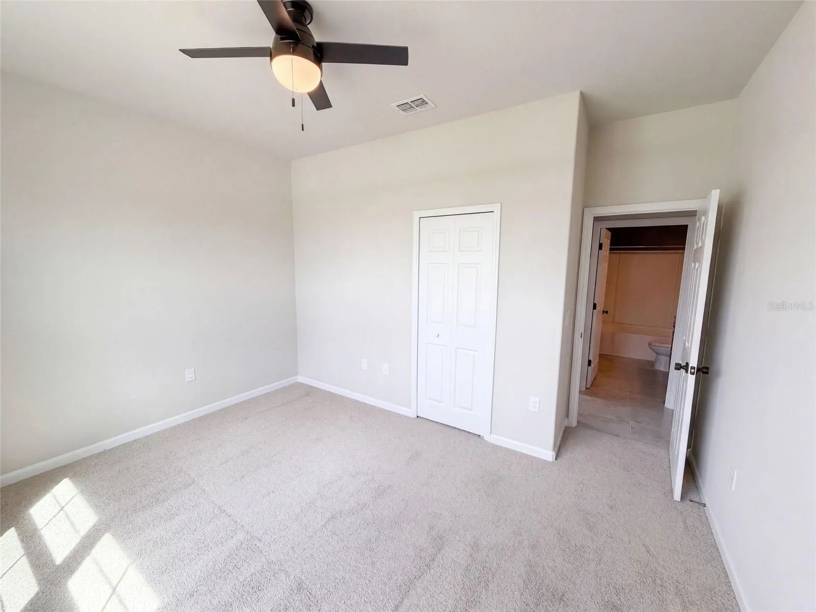 964 CORBIN CIR SW