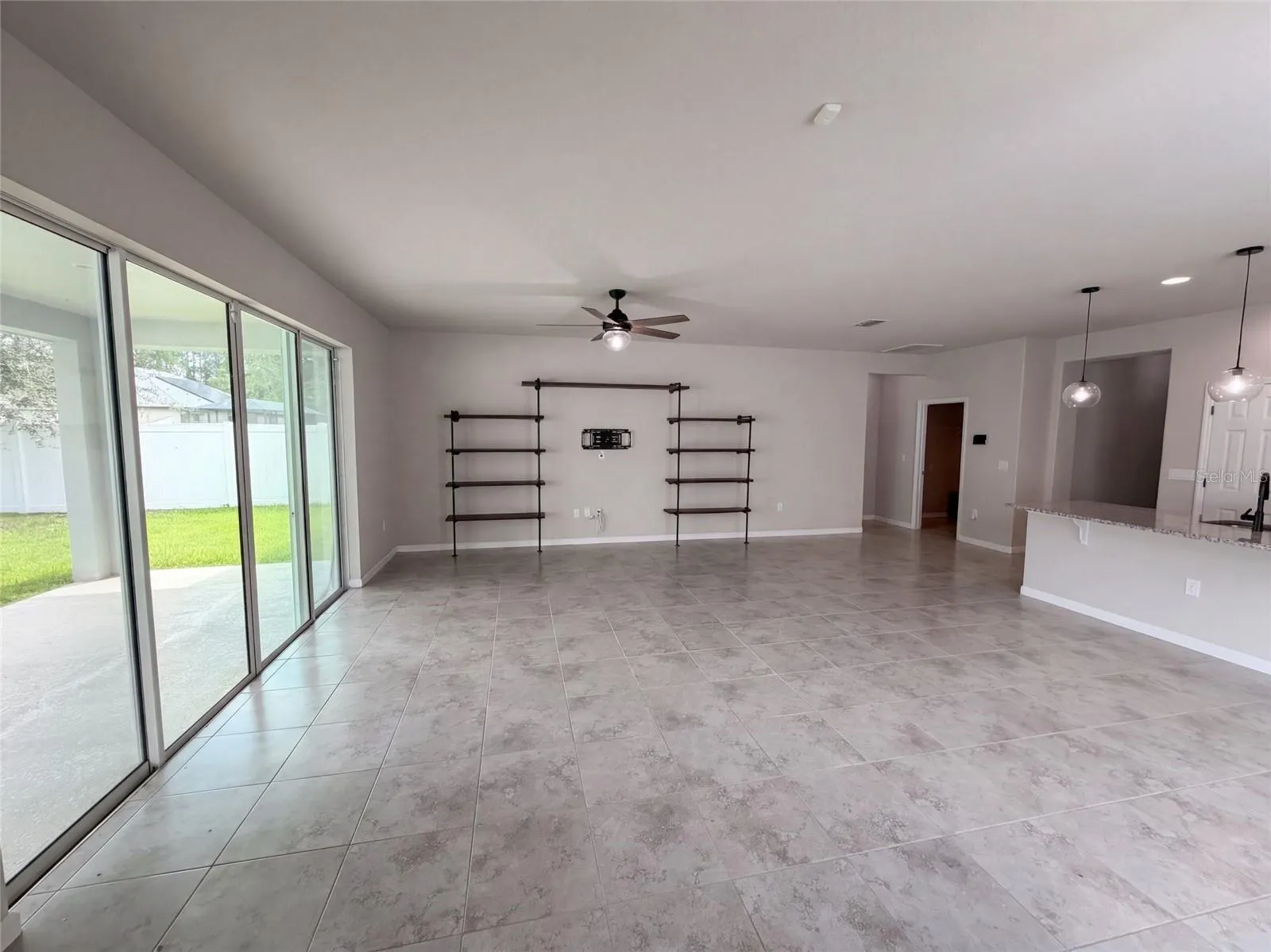 964 CORBIN CIR SW