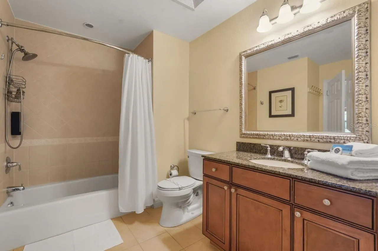 1116 SUNSET VIEW CIR #103 #103