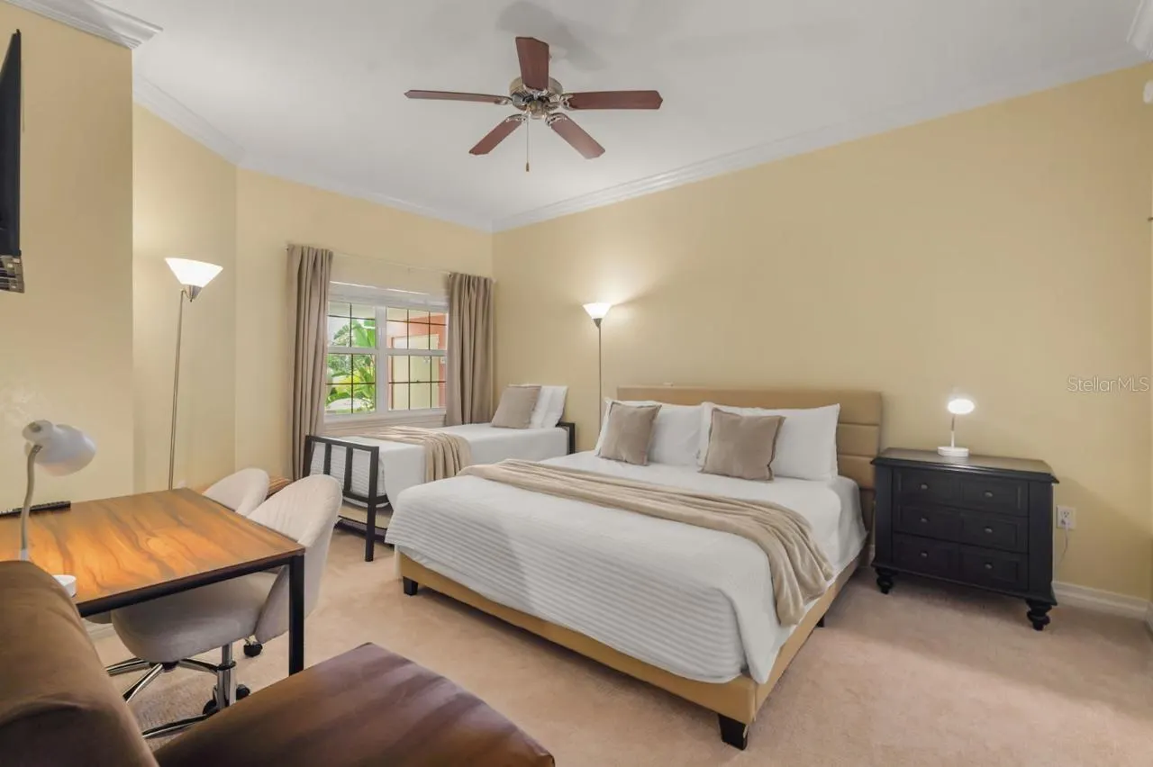 1116 SUNSET VIEW CIR #103 #103
