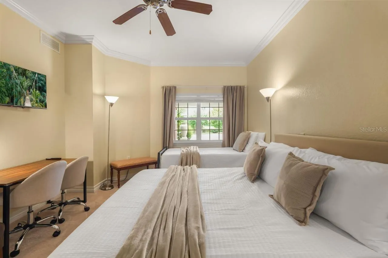 1116 SUNSET VIEW CIR #103 #103