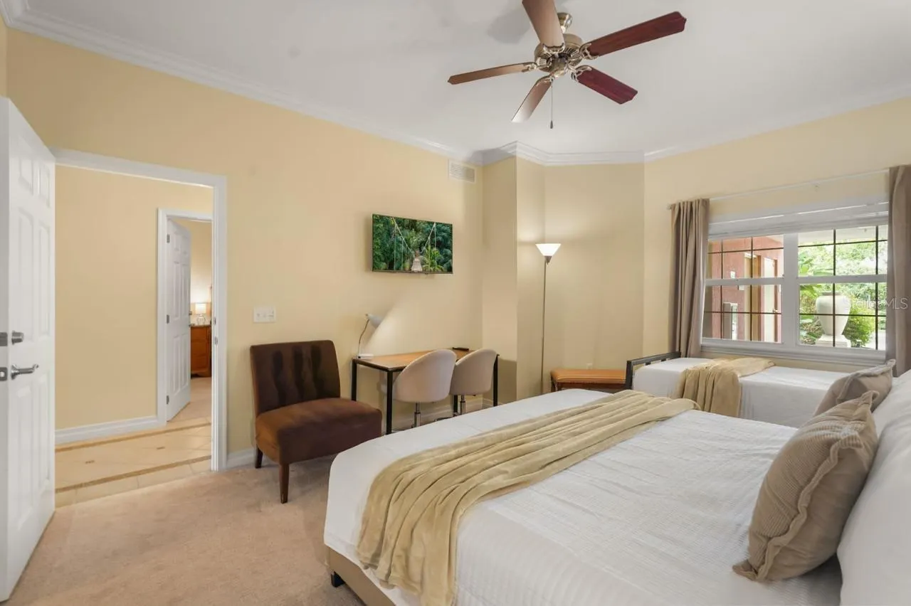 1116 SUNSET VIEW CIR #103 #103