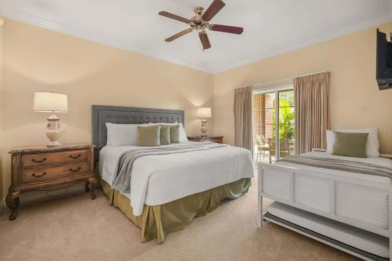 1116 SUNSET VIEW CIR #103 #103