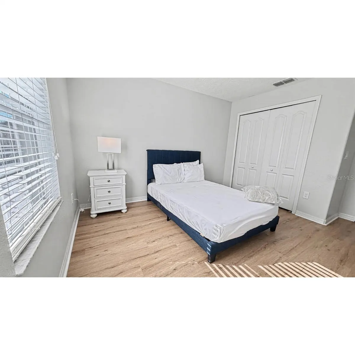 2967 BANANA PALM DR