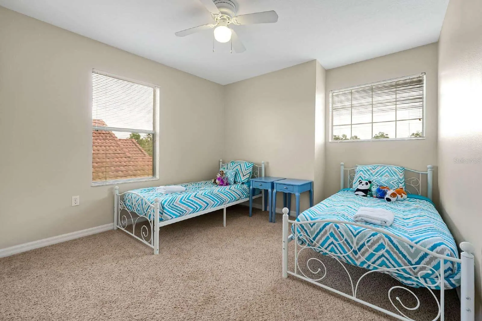 441 ROBIN RD