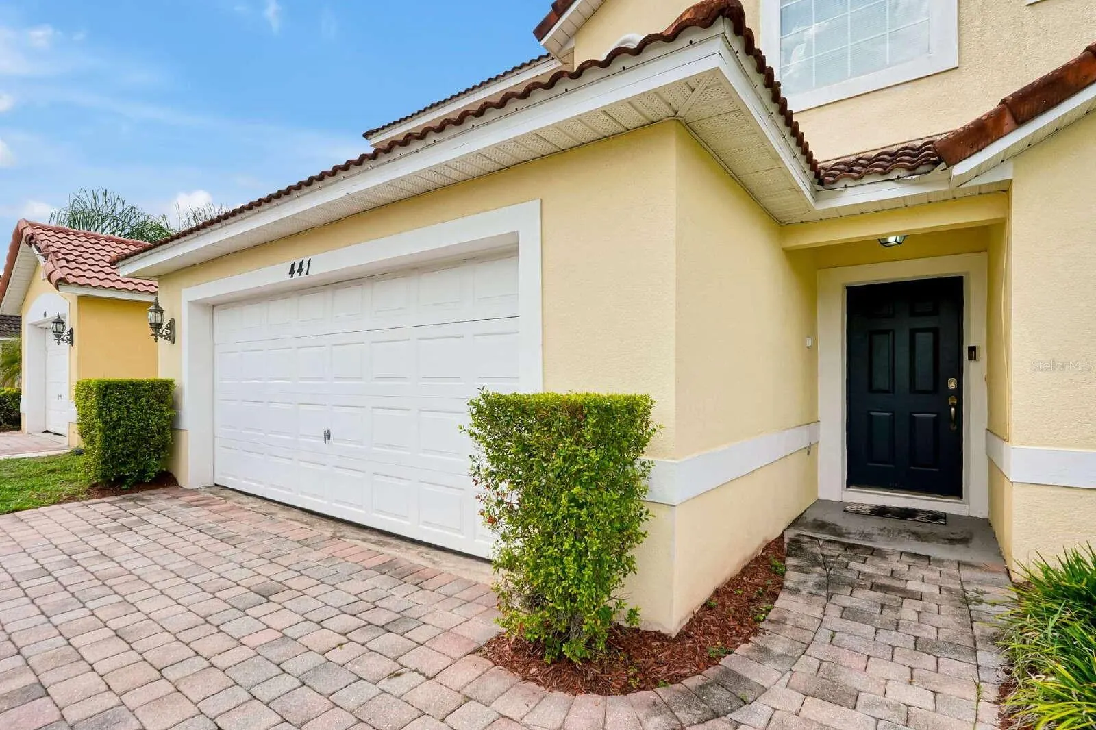 441 ROBIN RD