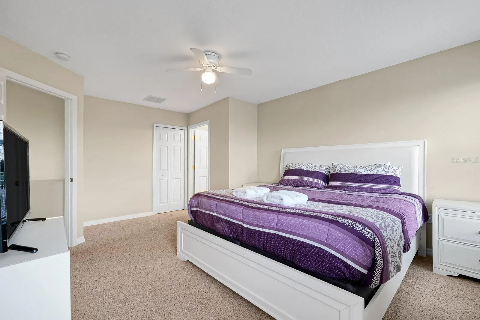 441 ROBIN RD