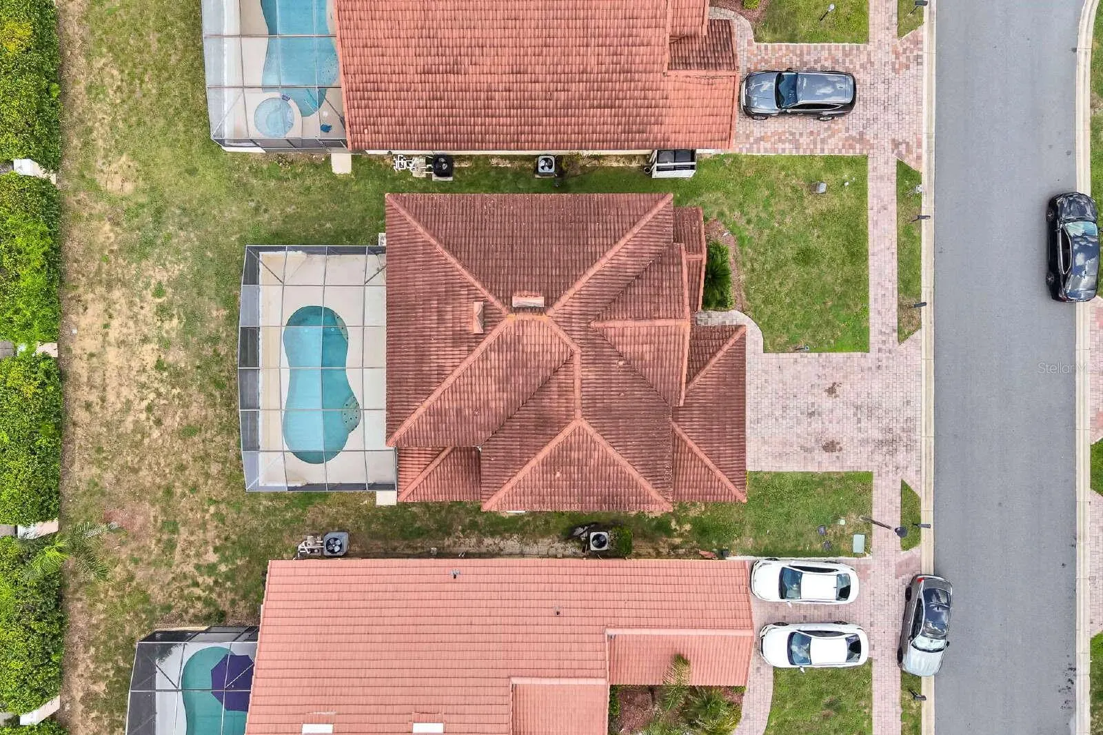 441 ROBIN RD