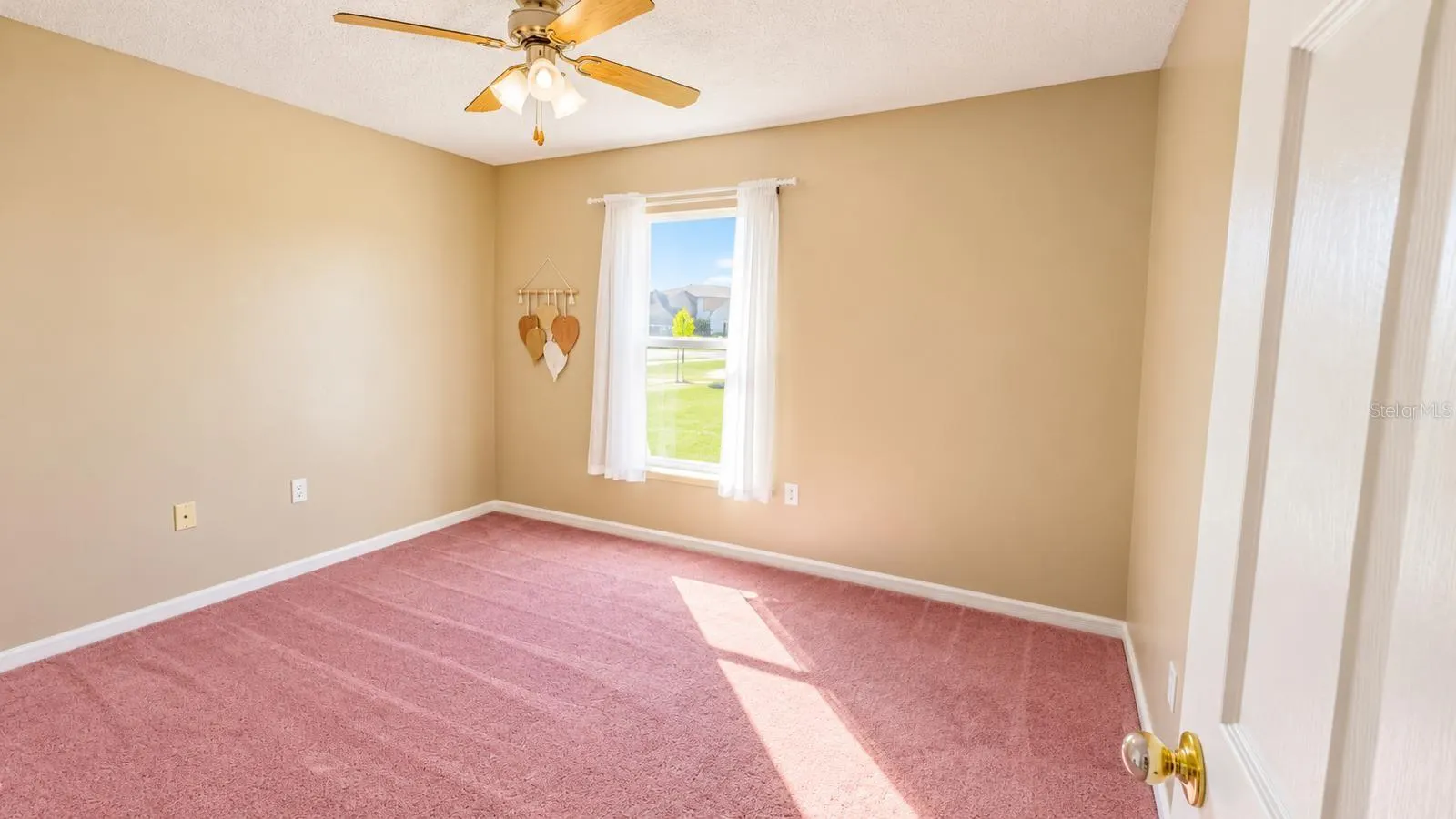 148 DORCHESTER CT