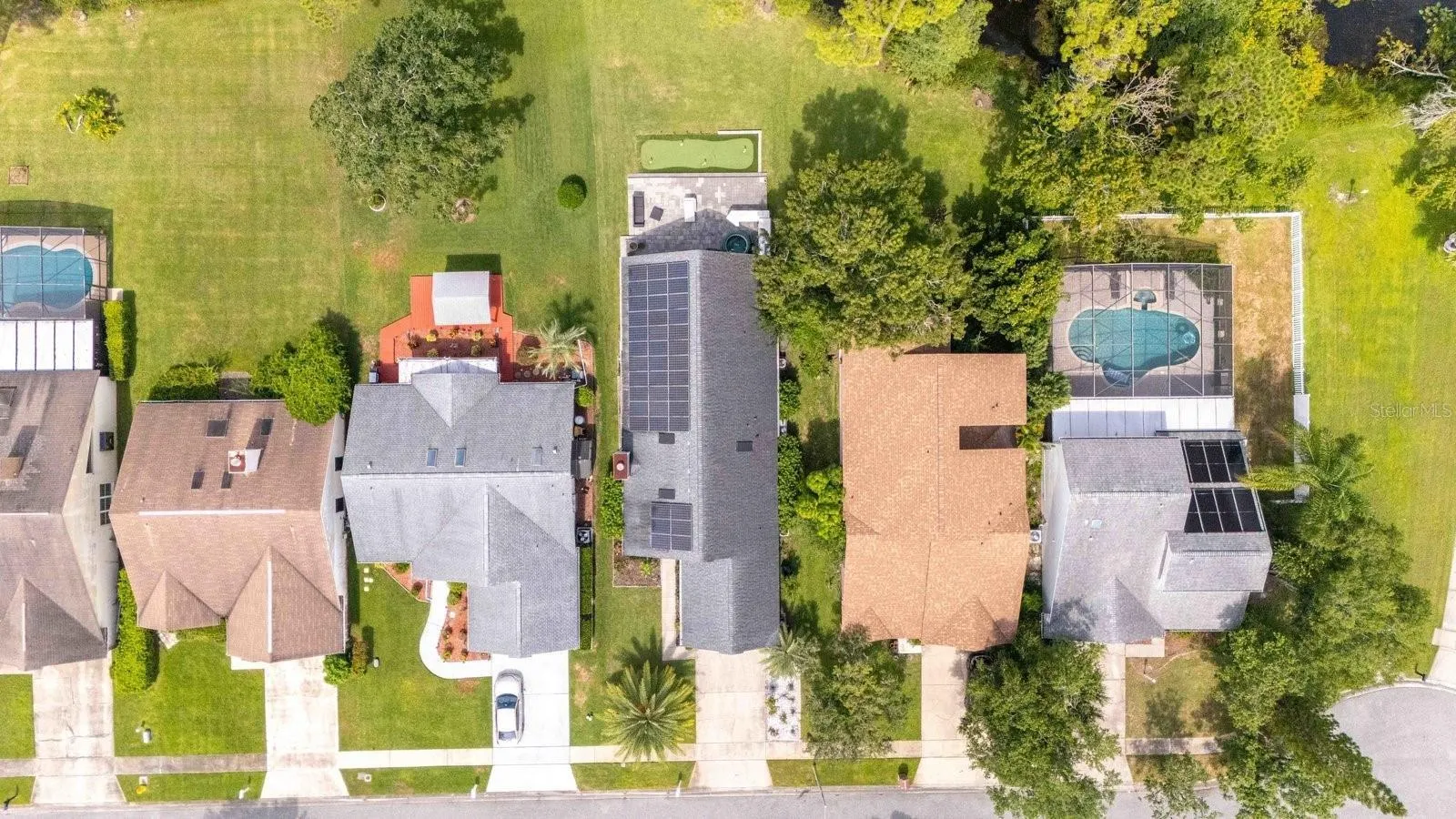 884 N LAKE STERLING CT