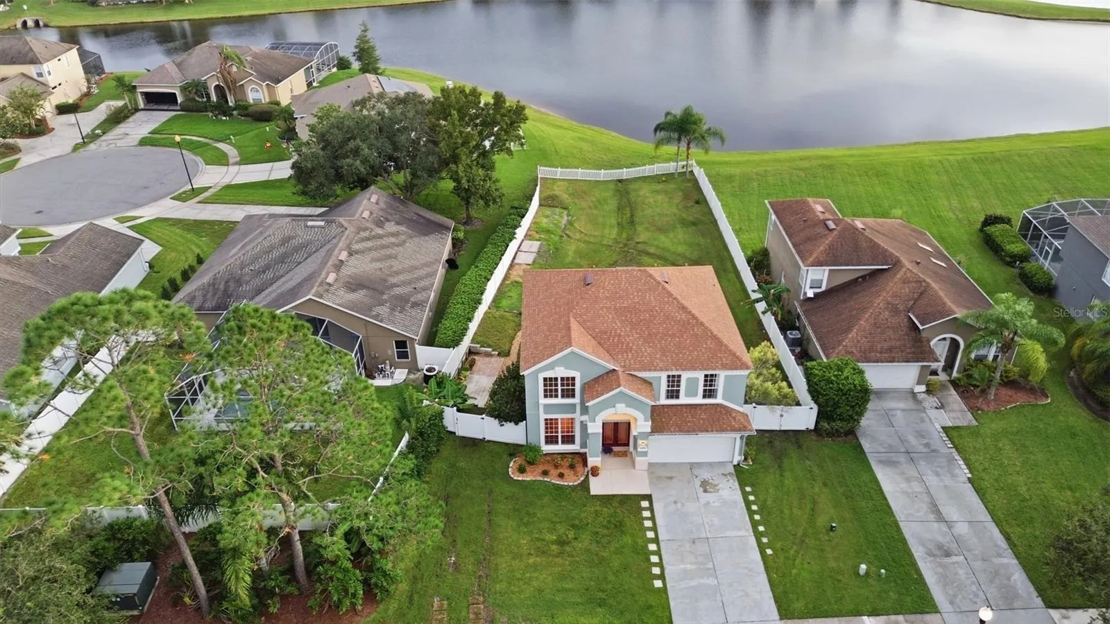 14201 LAKE UNDERHILL RD