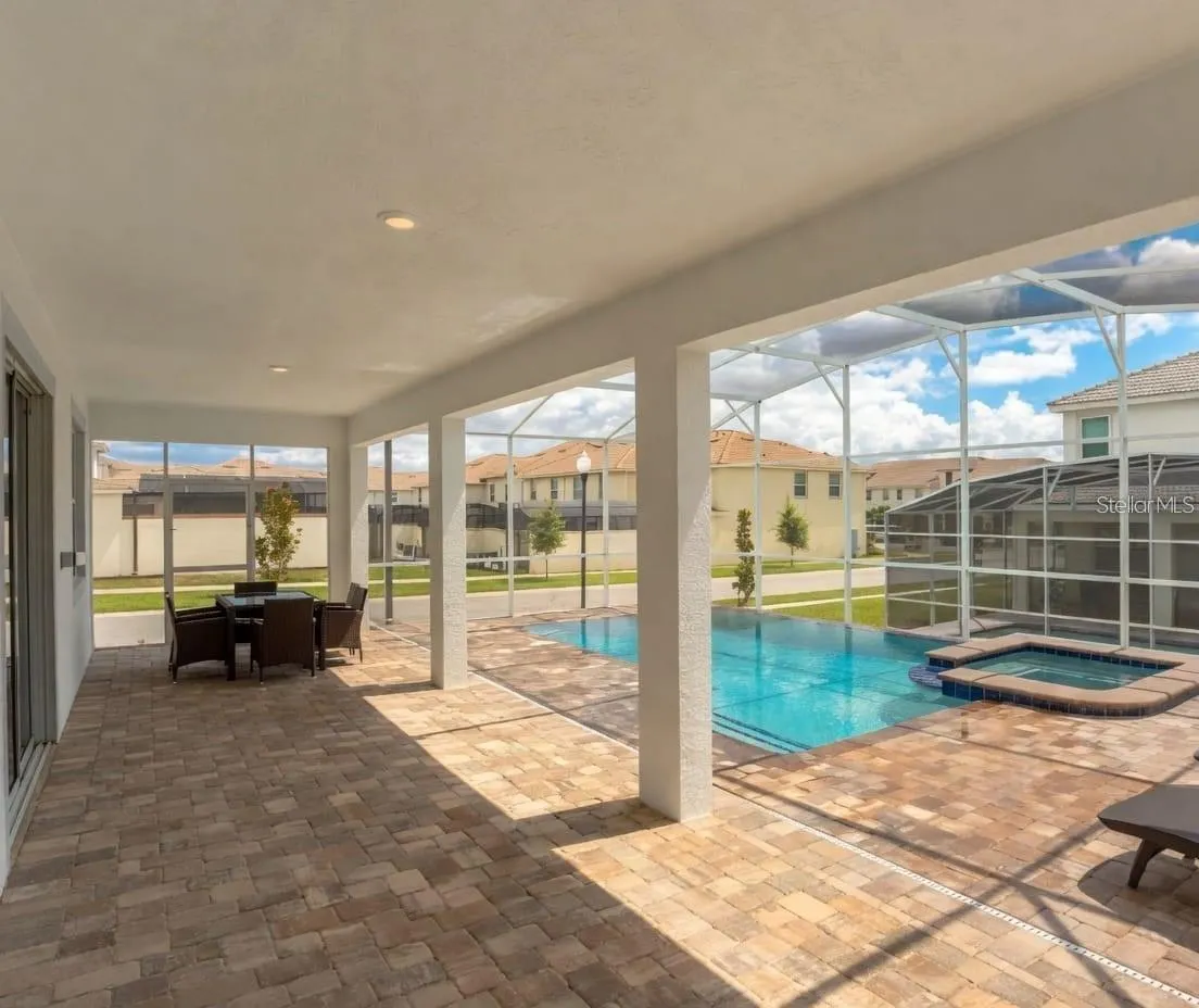1575 PLUNKER DRIVE