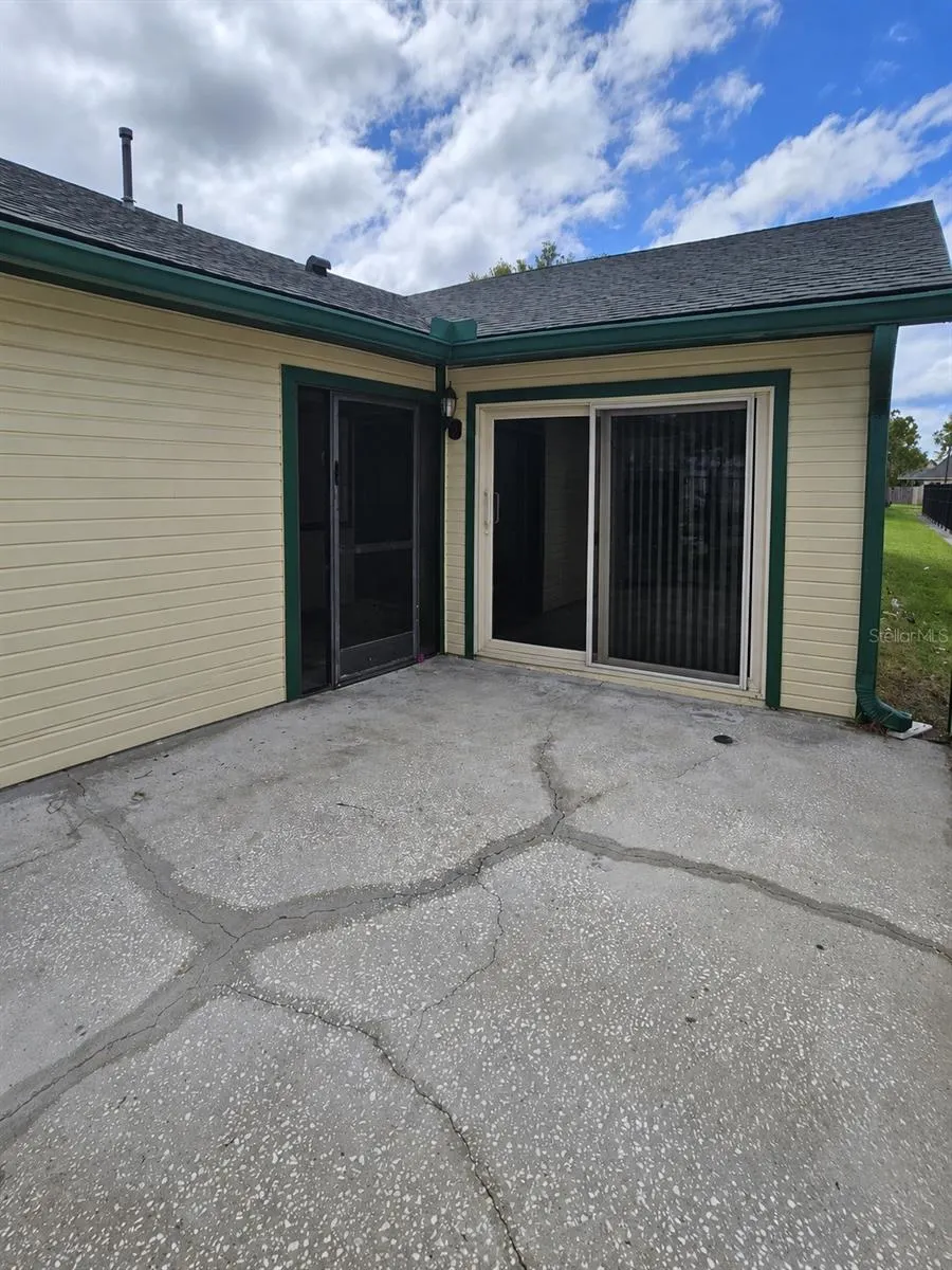2309 TURPIN DR