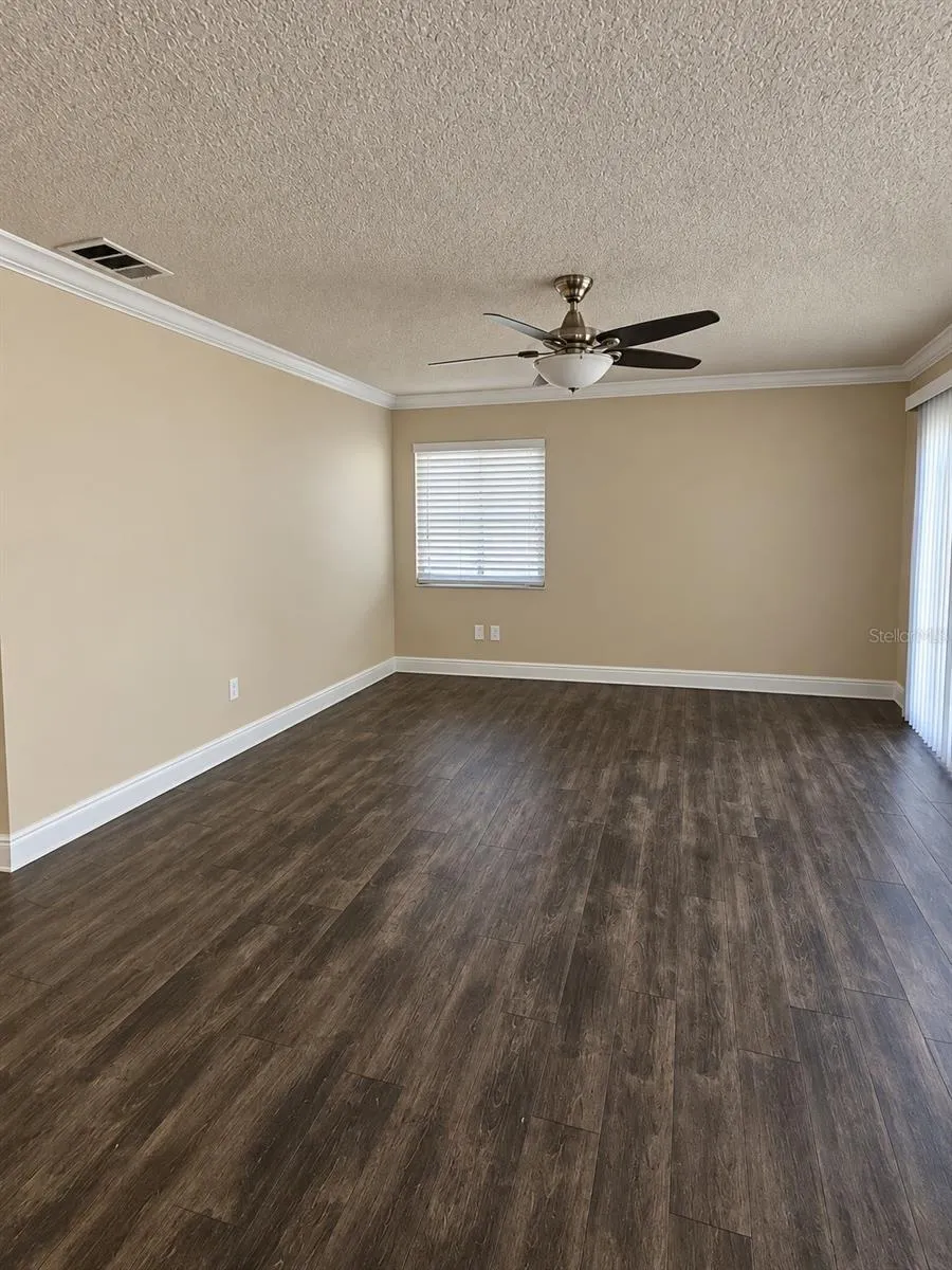 2309 TURPIN DR