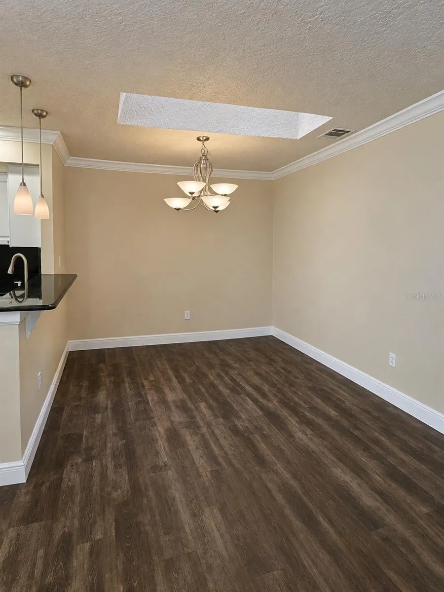 2309 TURPIN DR