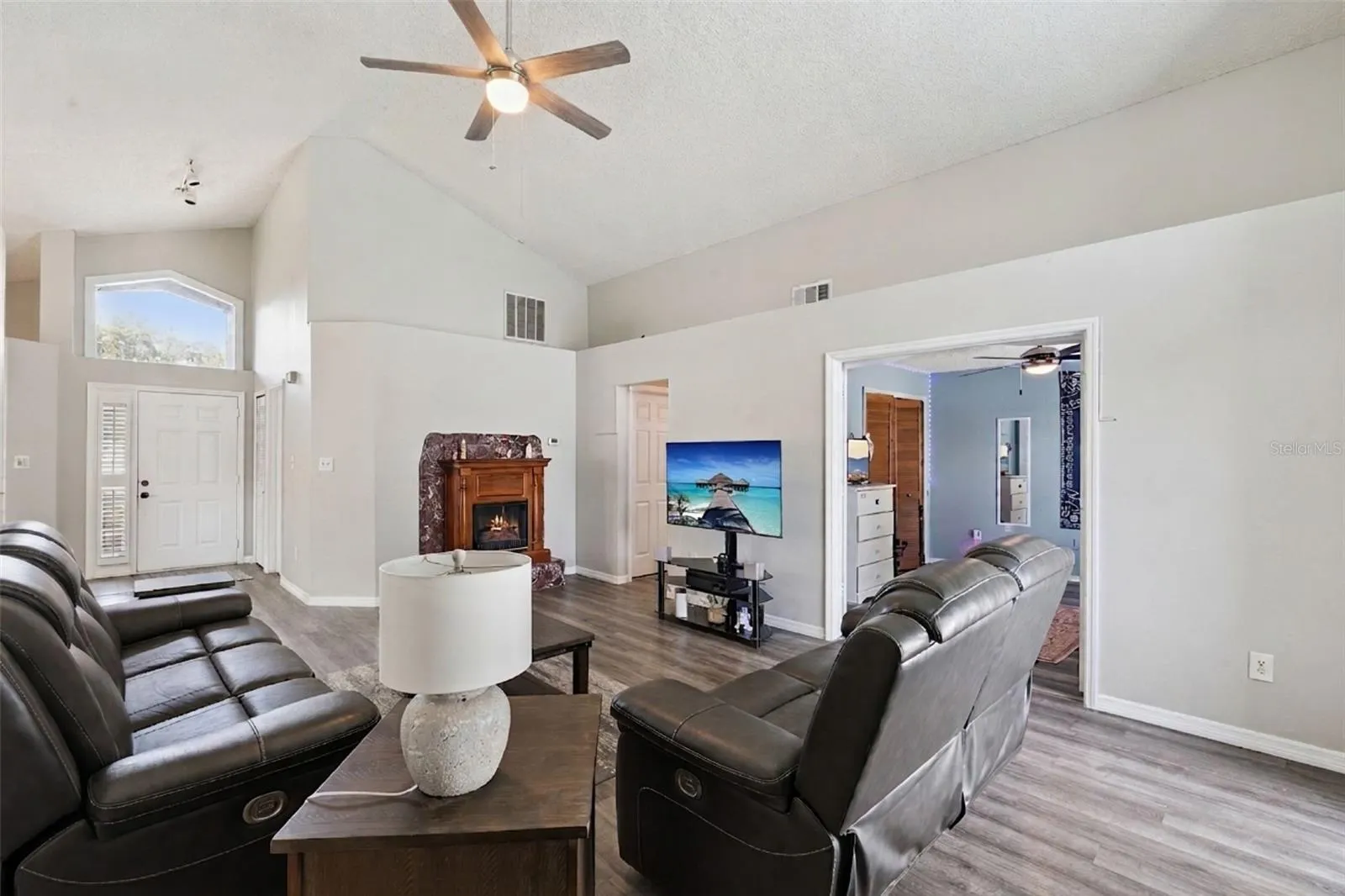 381 MAINSAIL CT