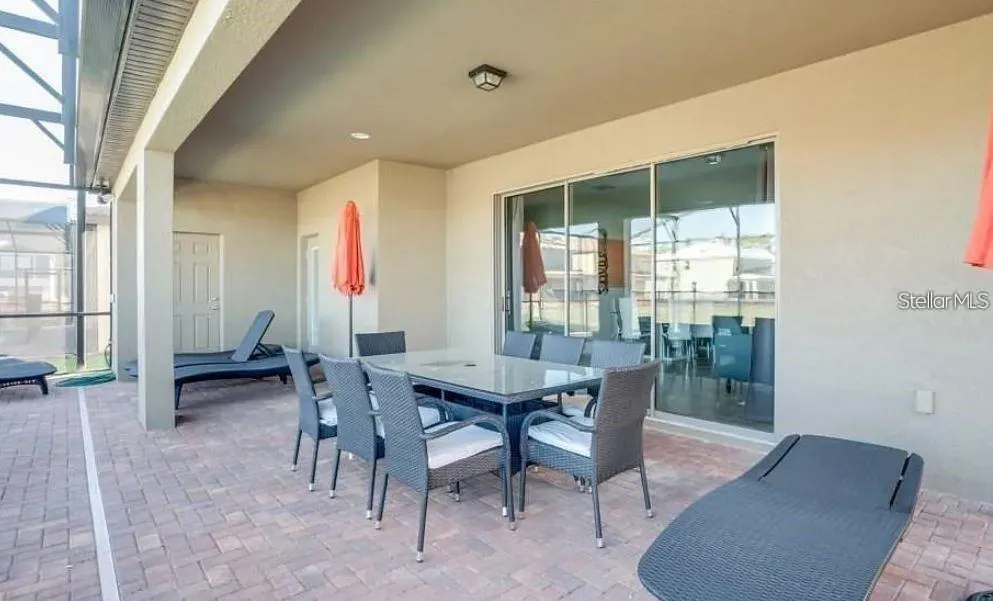 8817 CORCOVADO DR