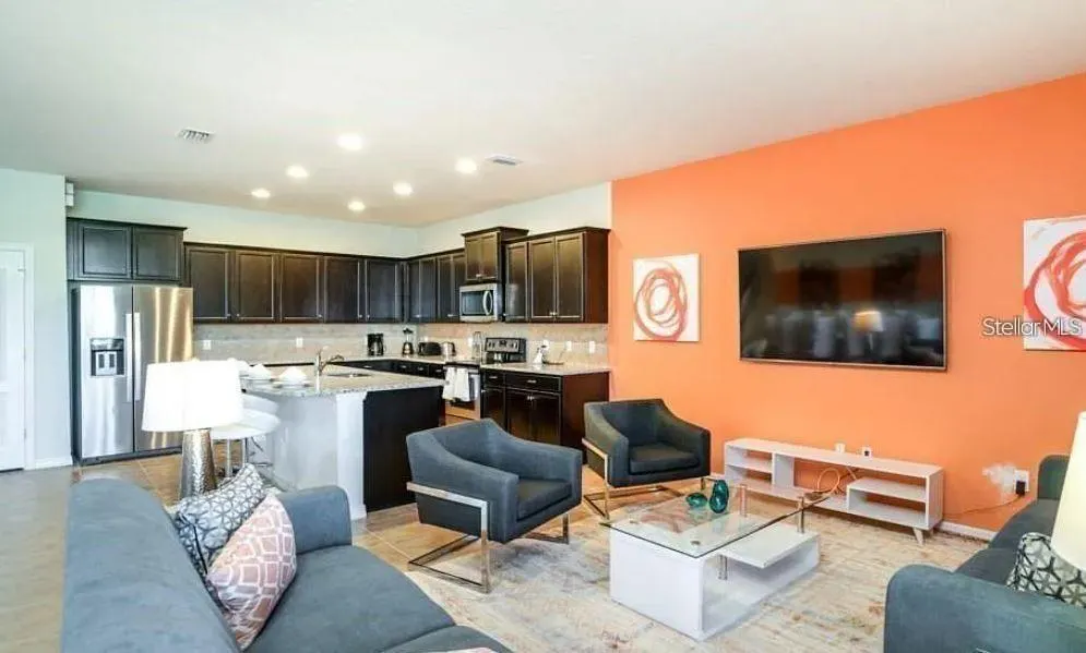8817 CORCOVADO DR