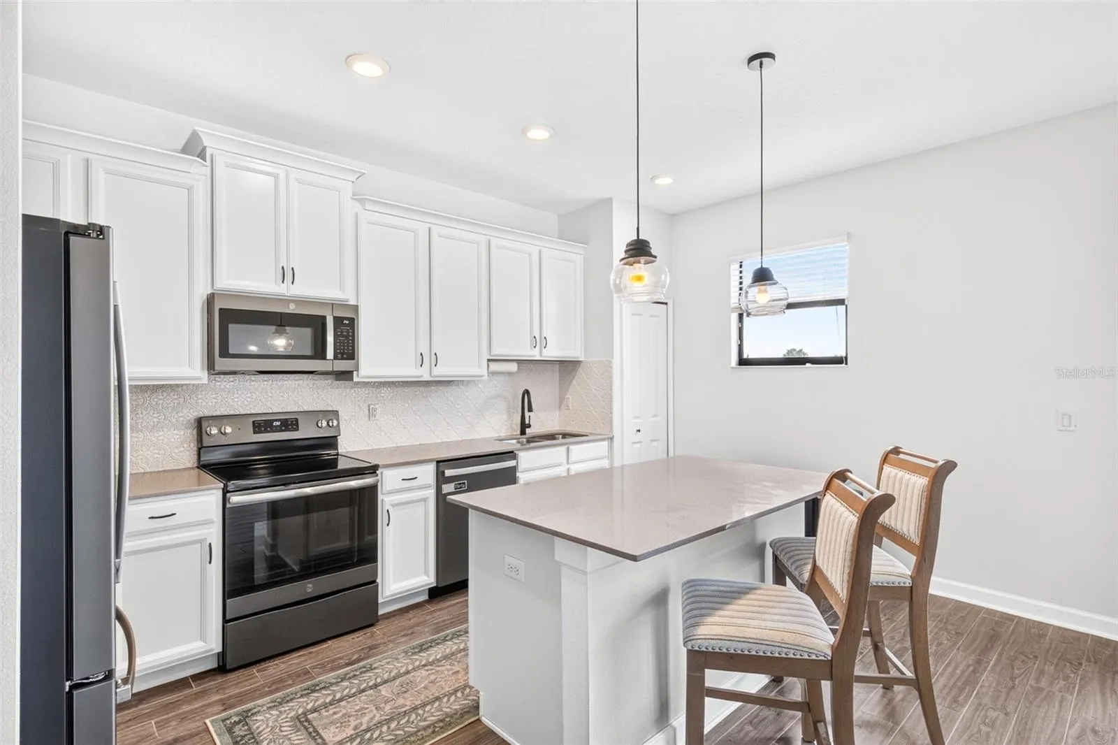 1302 ROYAL ST GEORGE BLVD #1302 #1302