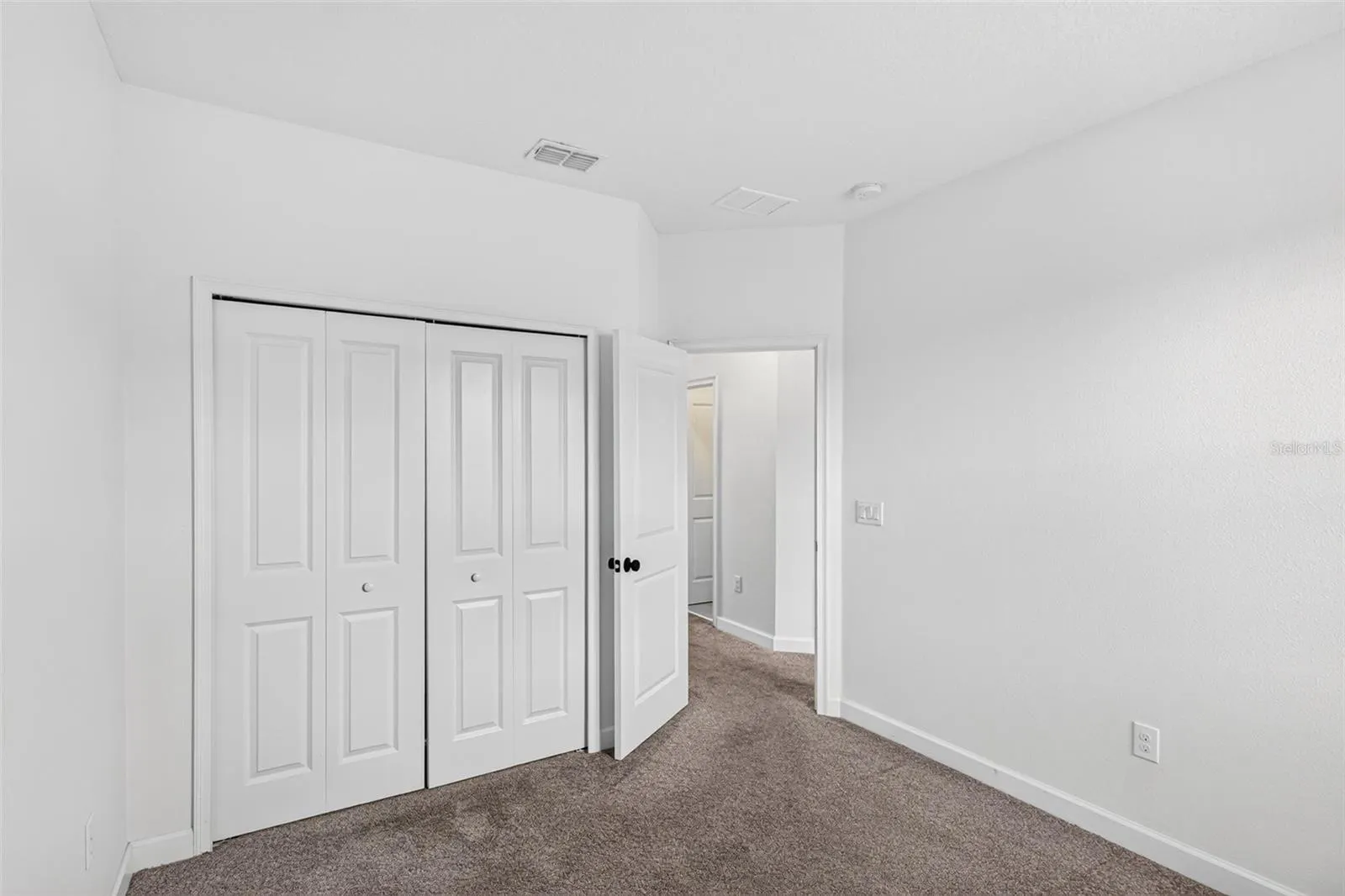 1302 ROYAL ST GEORGE BLVD #1302 #1302
