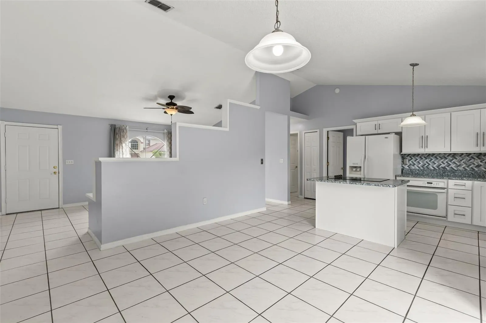217 CHURCHILL CT