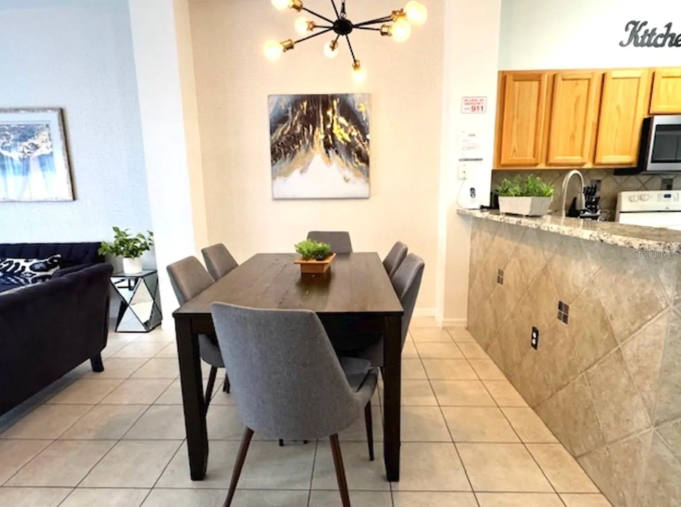3118 YELLOW LANTANA LN