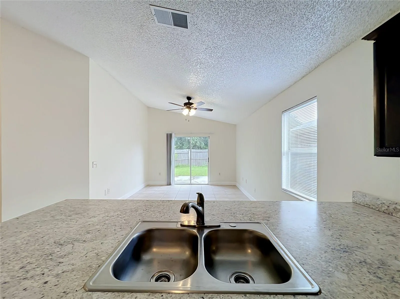 1003 WINTERBERRY LN