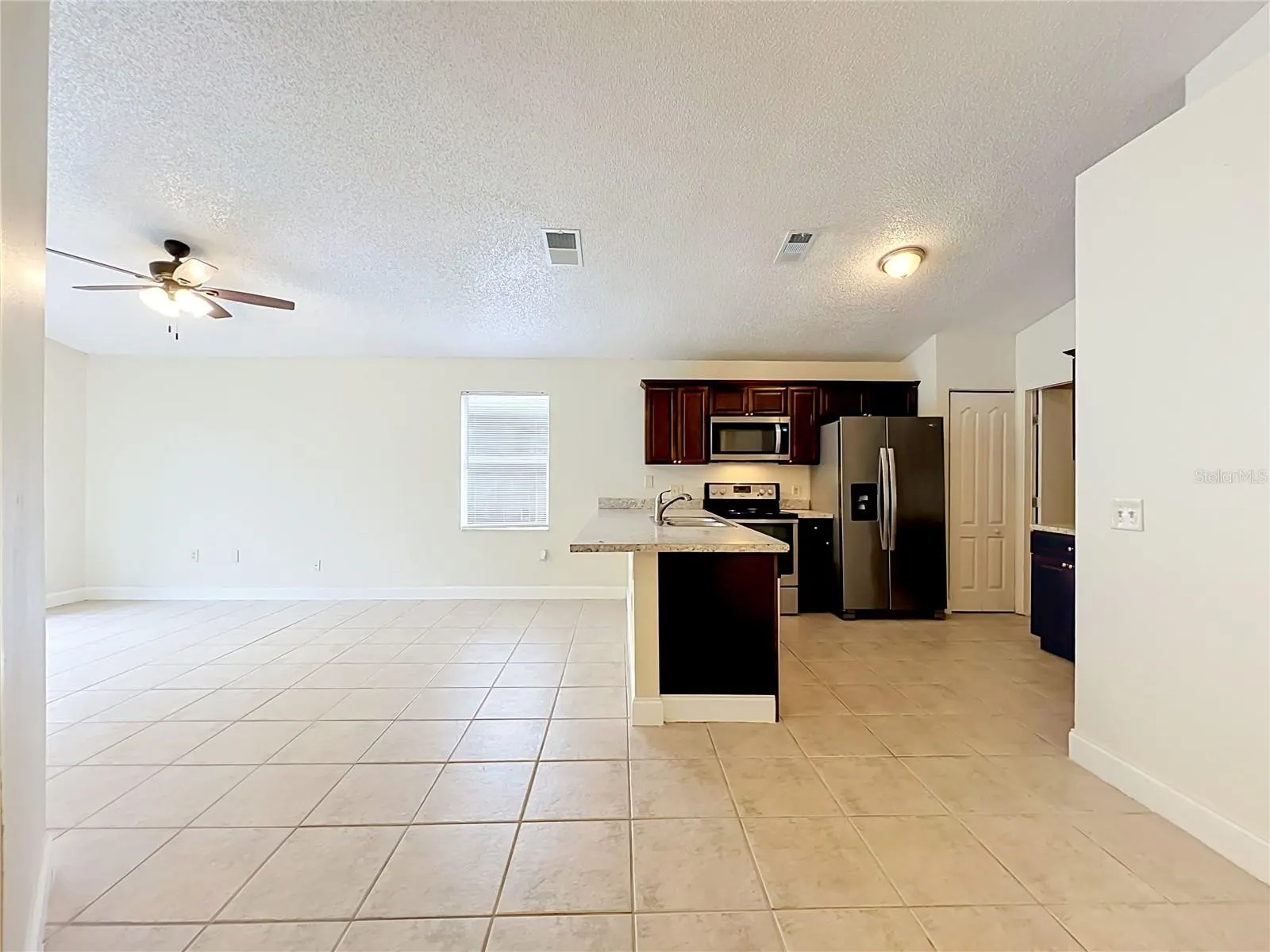 1003 WINTERBERRY LN