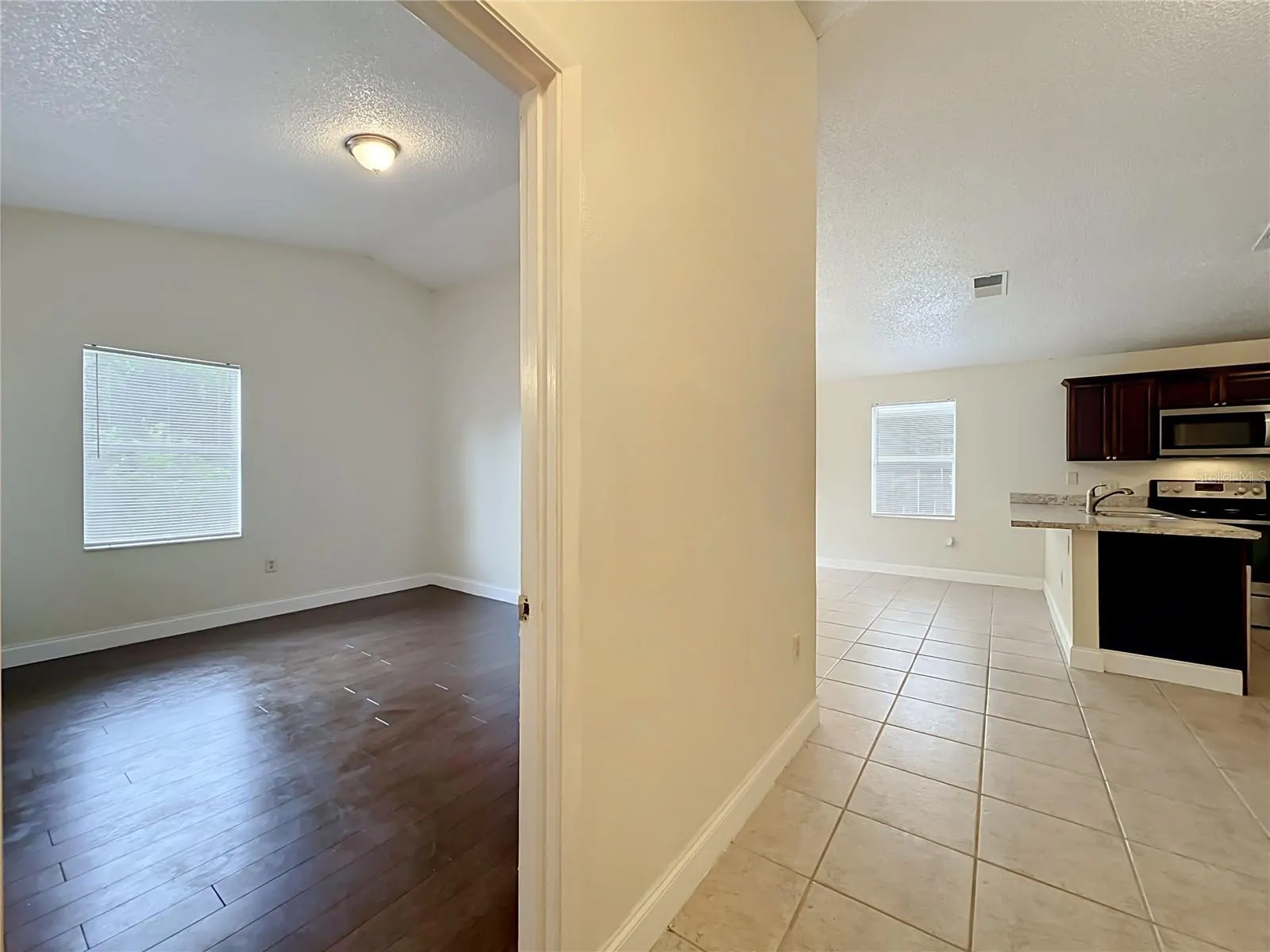 1003 WINTERBERRY LN