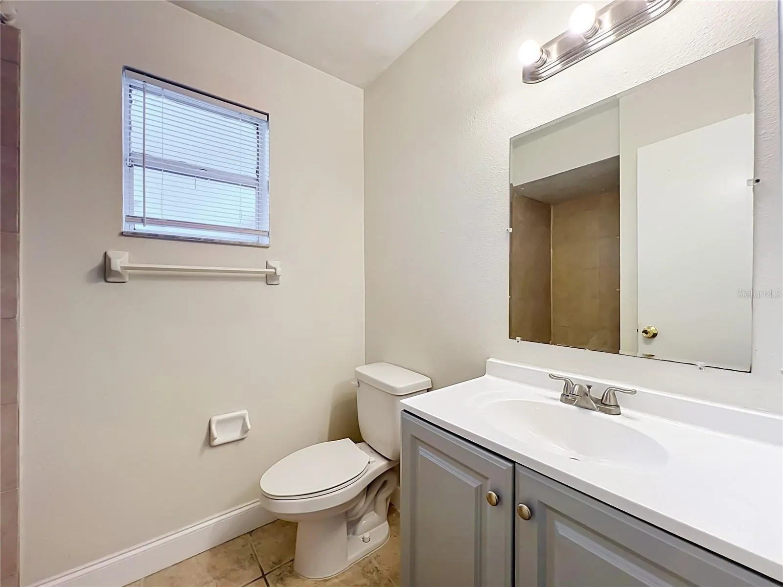 1003 WINTERBERRY LN