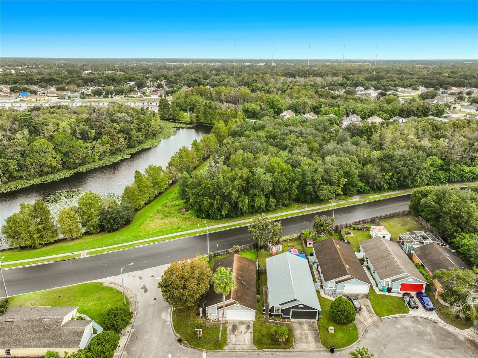 1003 WINTERBERRY LN