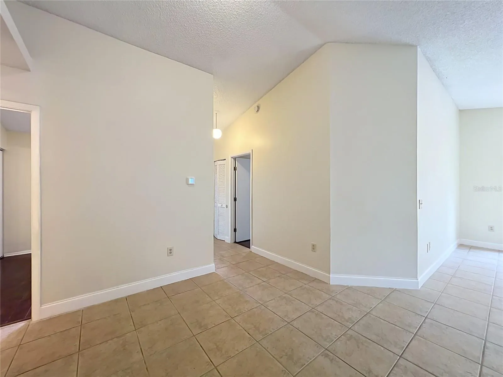 1003 WINTERBERRY LN