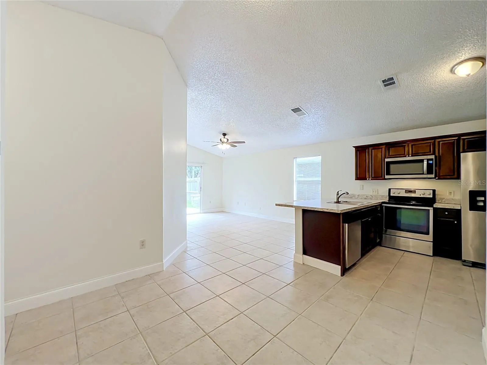 1003 WINTERBERRY LN