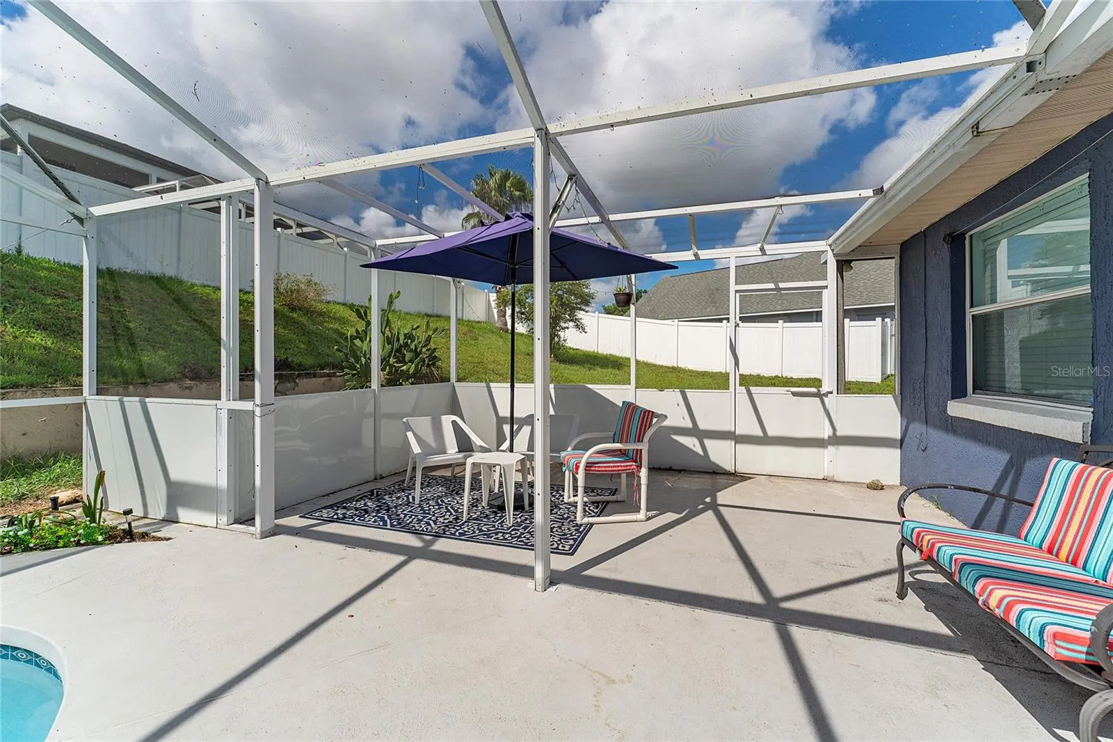 5565 LOMA VISTA LOOP