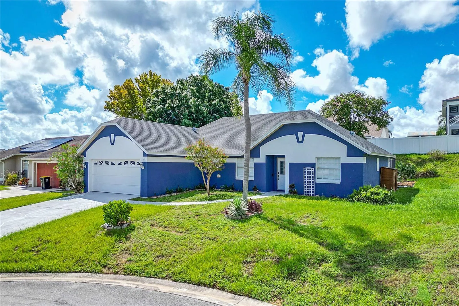 5565 LOMA VISTA LOOP